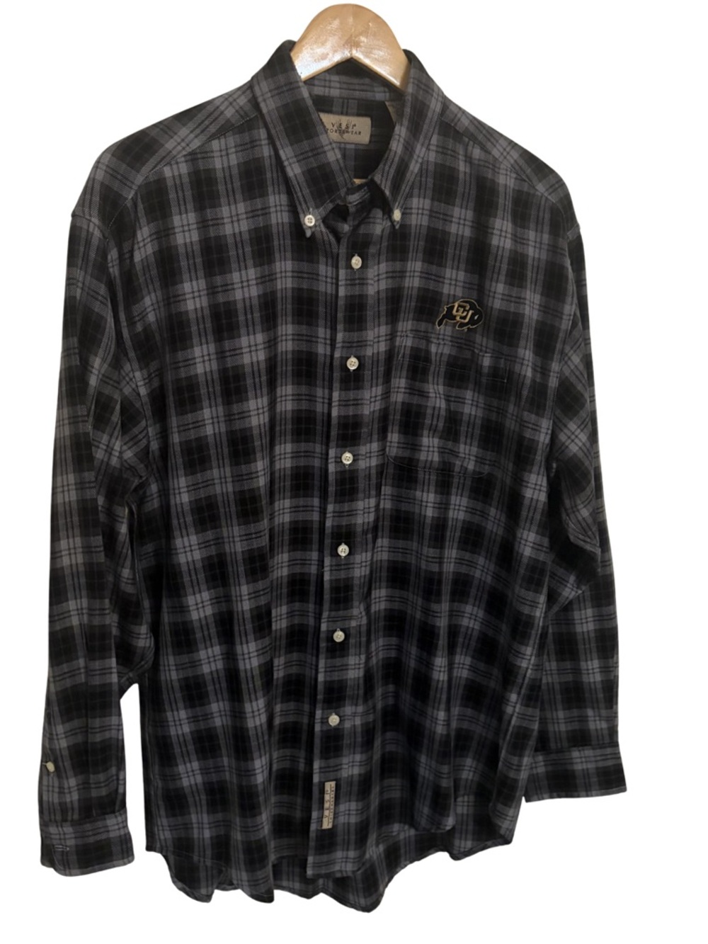 Vesi Sportswear Mens Colorado Buffaloes Plaid Button Down Shirt Black Grey L